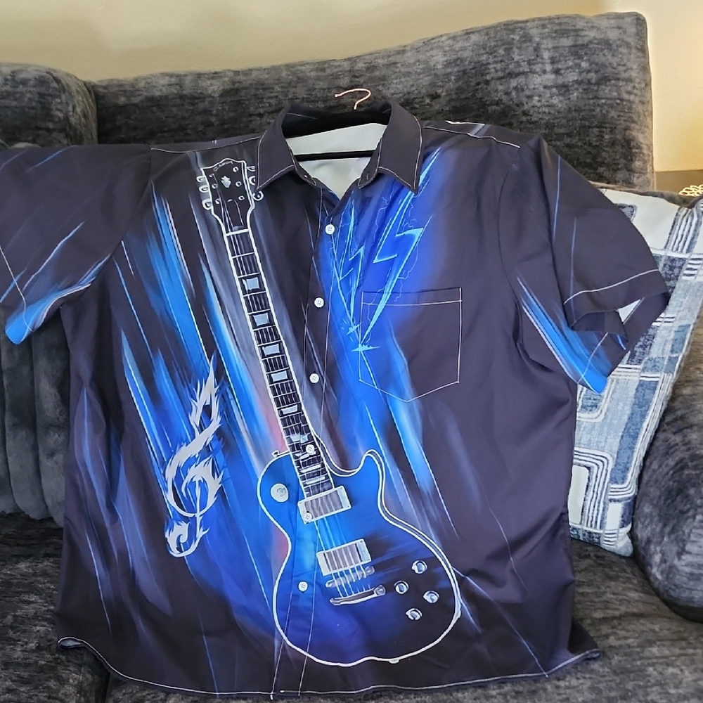 Men's Black & Blue Guitar-Print Short Sleeve Shirt